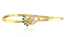Casual Diamond & Emerald Oval Bangle 